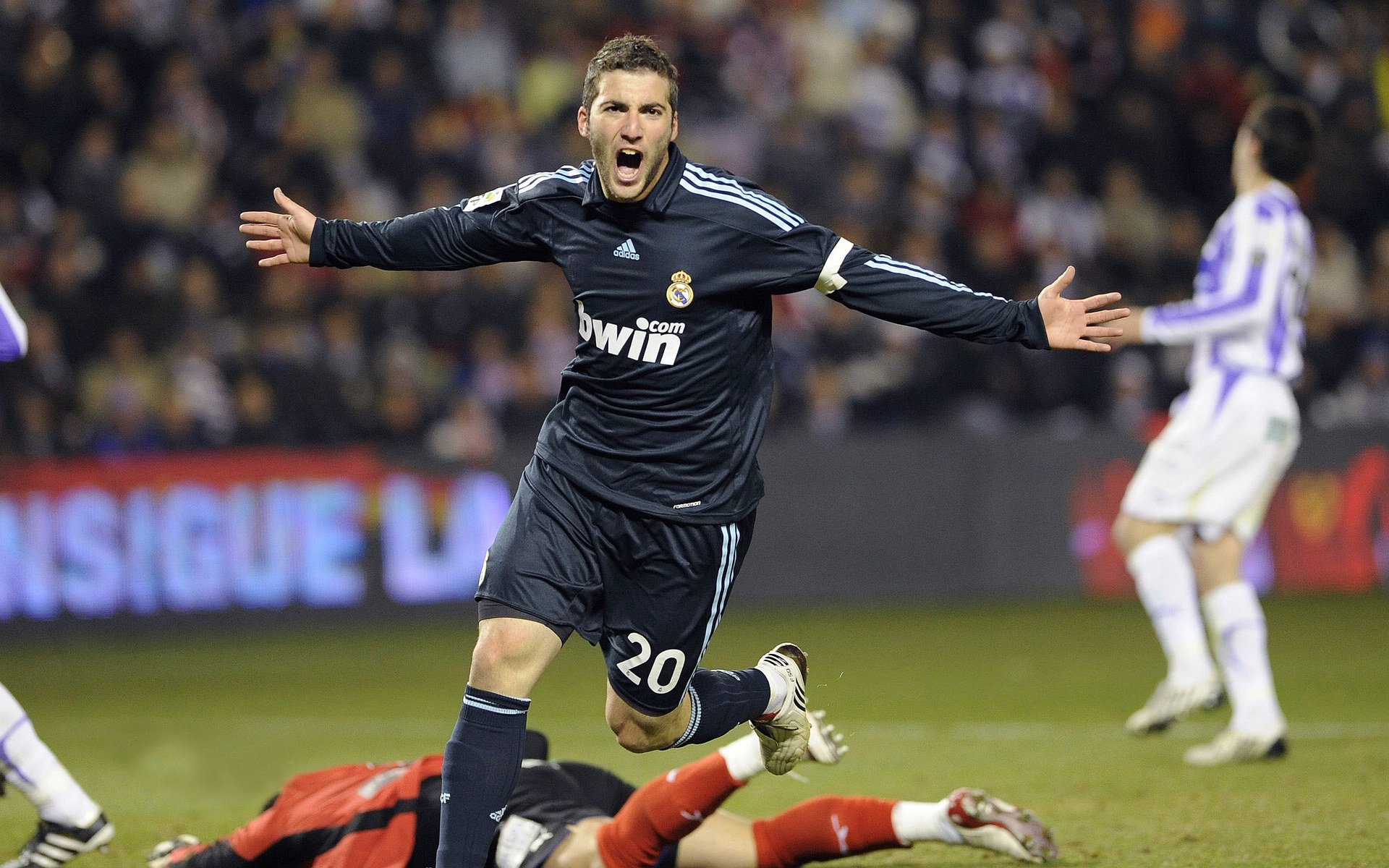 逆转之夜，霍勒迪领军，辽宁队绝地反击力克广州队